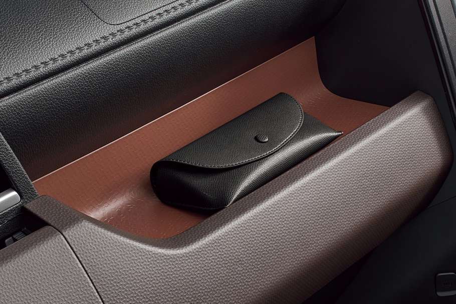 タンク 室内 ネッツトヨタ中部