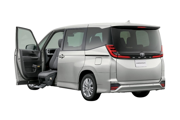 ●助手席リフトアップチルトシート車　S-G（ガソリン・2WD・7人乗り） 助手席リフトアップチルトシート車